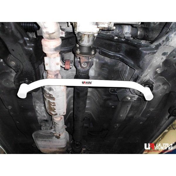 Barra Inferior Delantera 1893 Ultra Racing para Hyundai Santa Fe SM 01-06