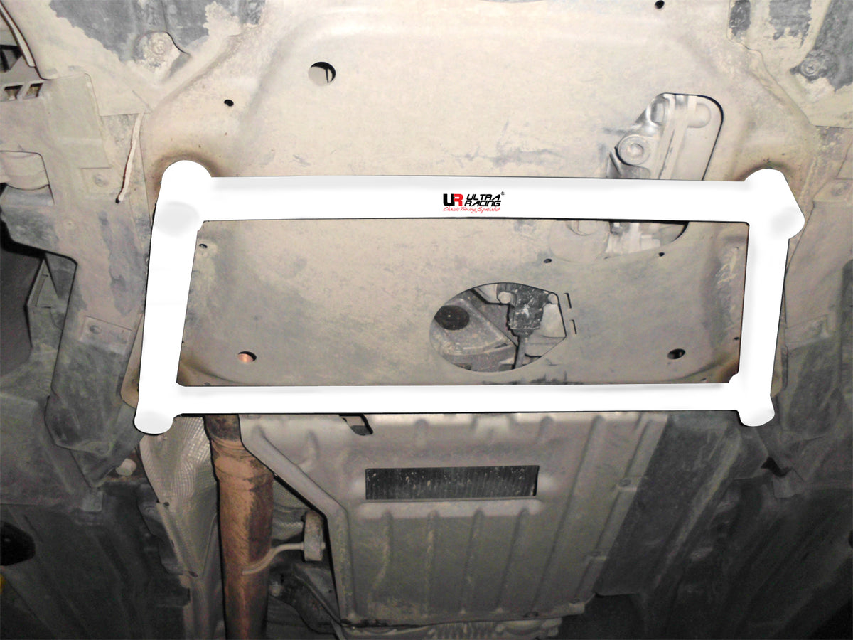 Barra Refuerzo Inferior Delantera Ultra Racing BMW X6 E71 08+