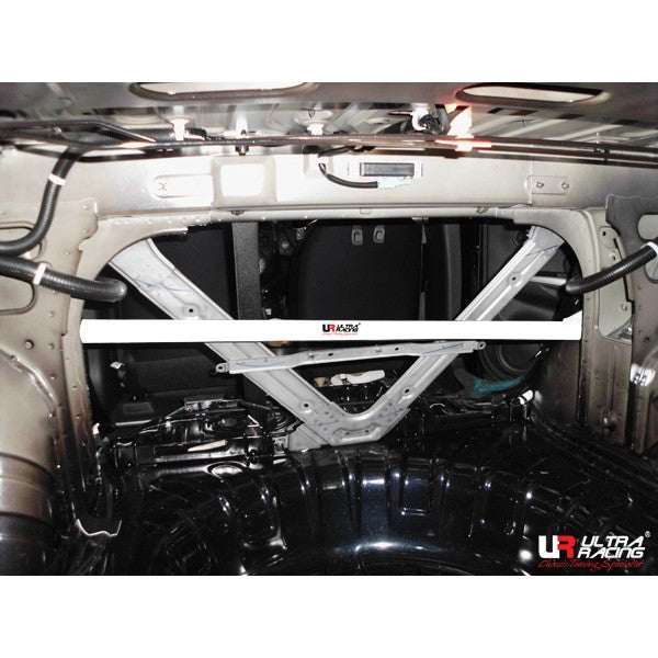 Barra de Torretas Trasera Superior Ultra Racing para Nissan Almera 1.5 11+