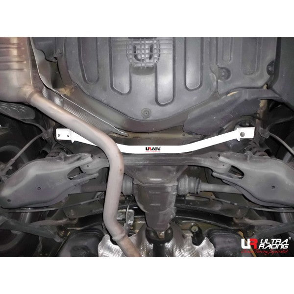 Barra Inferior Trasera Ultra Racing Mercedes Clase E W212 11+
