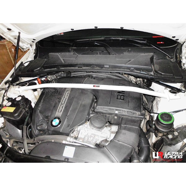 Barra de Torretas Delantera Superior Ultra Racing para BMW 3 E92 335i / E93 3.5