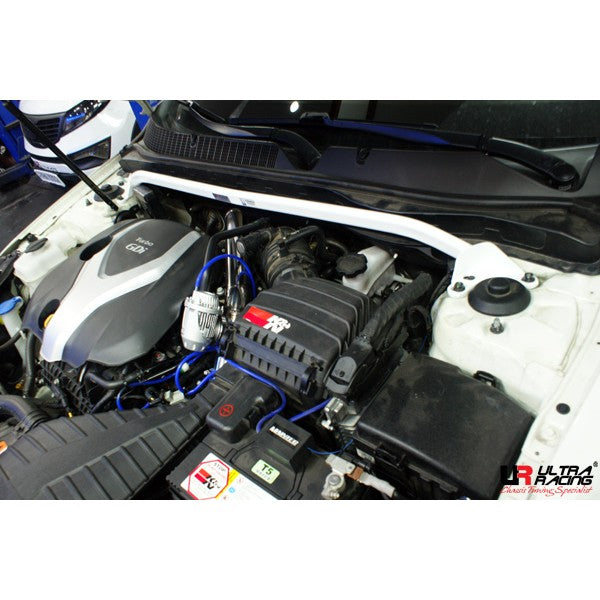 Barra de Torretas Delantera Superior Ultra Racing para Kia Optima 11-15