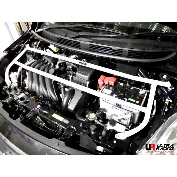 Barra de Torretas Superior Delantera Ultra Racing Nissan Almera 1.5 11+