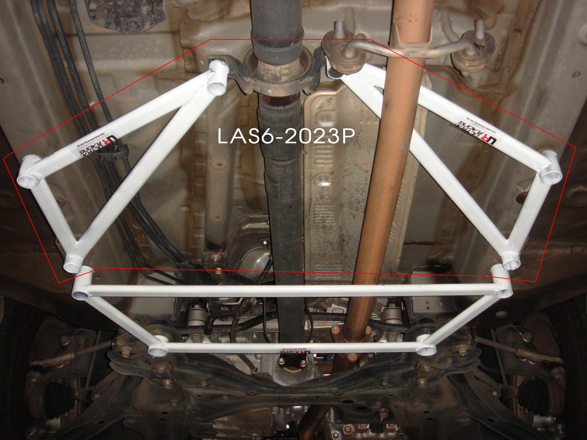 Barras Laterales Inferiores Ultra Racing Honda CRV 12+ 4WD