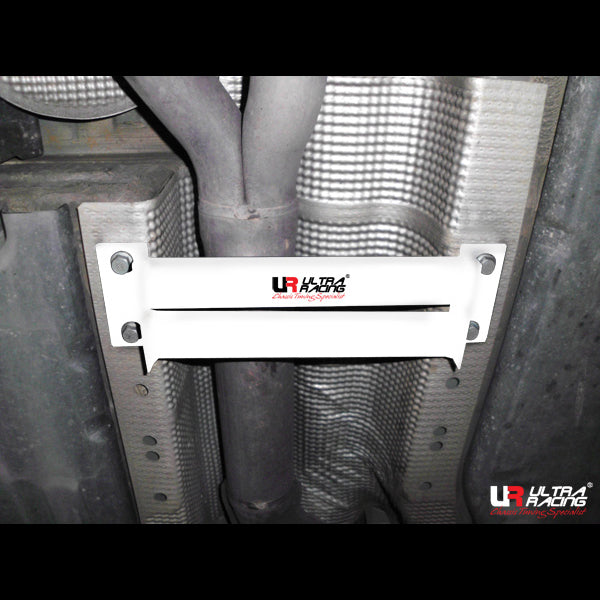 Barra Media Inferior Ultra Racing para Mercedes Clase S 98-05 W220 2.8/3.2