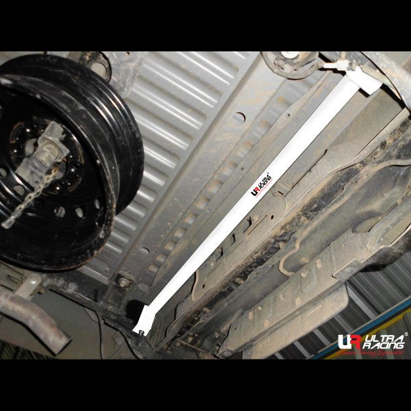 Barra de Torsión Trasera 2038 Ultra Racing para Isuzu D-Max 2.5D 11+