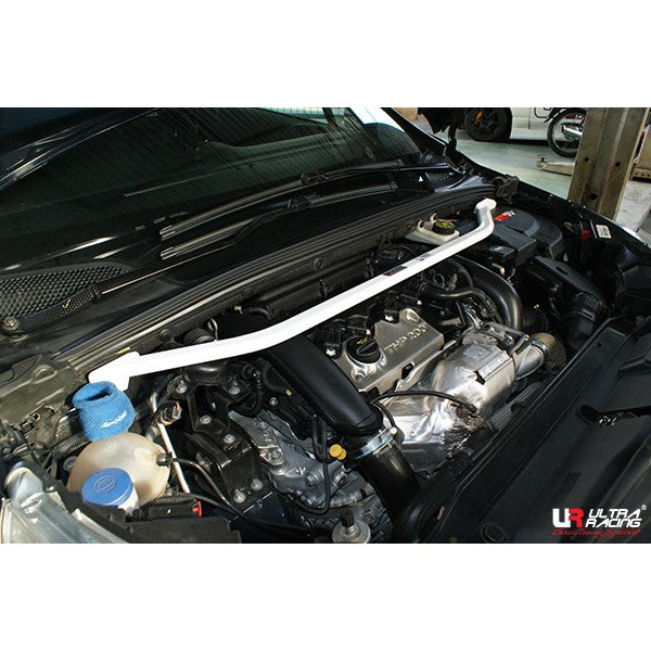 Barra de Torretas Superior Delantera Ultra Racing Citroen DS4 1.6T 11+