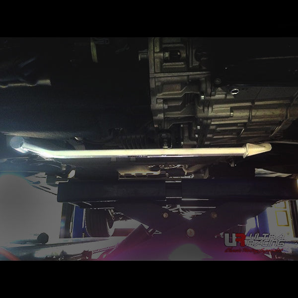 Barra Refuerzo Inferior Delantera Ultra Racing Volkswagen Tiguan 07+