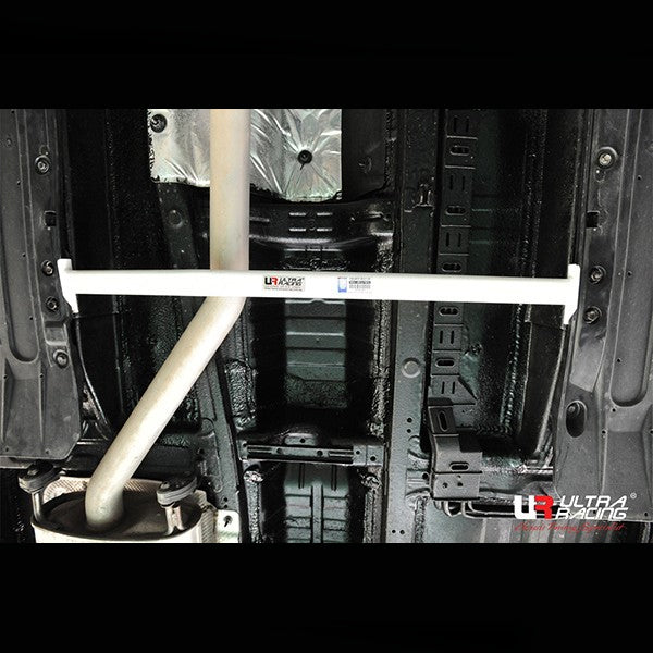Barra Media Inferior 2274 Ultra Racing para Kia Sorento 2.0D 4WD 13+