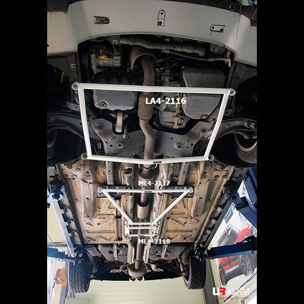 Barra de Refuerzo Inferior Central Ultra Racing 2118 para Mini Coupe/Roadster R58/R59
