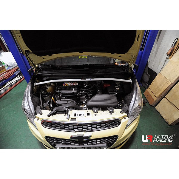Barra de Torretas Delantera Superior Ultra Racing para Chevrolet Spark 10+