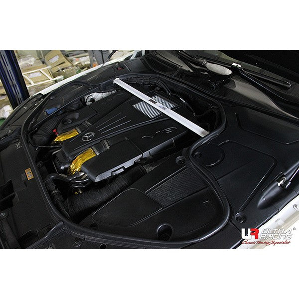 Barra De Torretas Delantera Superior Ultra Racing Para Mercedes S-Class W222 13+