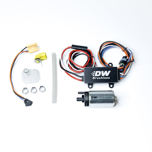 Bomba de Combustible DeatschWerks DW440 415 lph con Controlador para Mazda RX-8 04-08 y Nissan 370Z (Z34) 09+