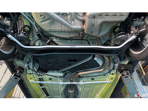 Barra Estabilizadora Trasera 18mm Ultra Racing Suzuki Swift Sport 1.4 2WD 17+ - Imagen 2