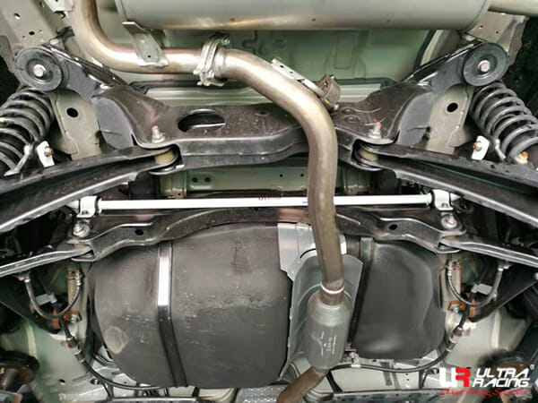 Barra Estabilizadora Trasera 19mm Ultra Racing Mitsubishi ASX 2.0 2WD CKD 14+ - Imagen 2