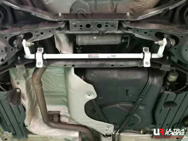 Barra Estabilizadora Trasera 23mm Ultra Racing para Ford Focus MK3 2.0D - Imagen 2
