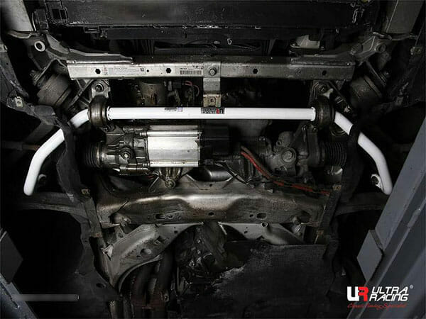Barra Estabilizadora Delantera 27mm Ultra Racing para BMW 5 F10/G10 - Imagen 2