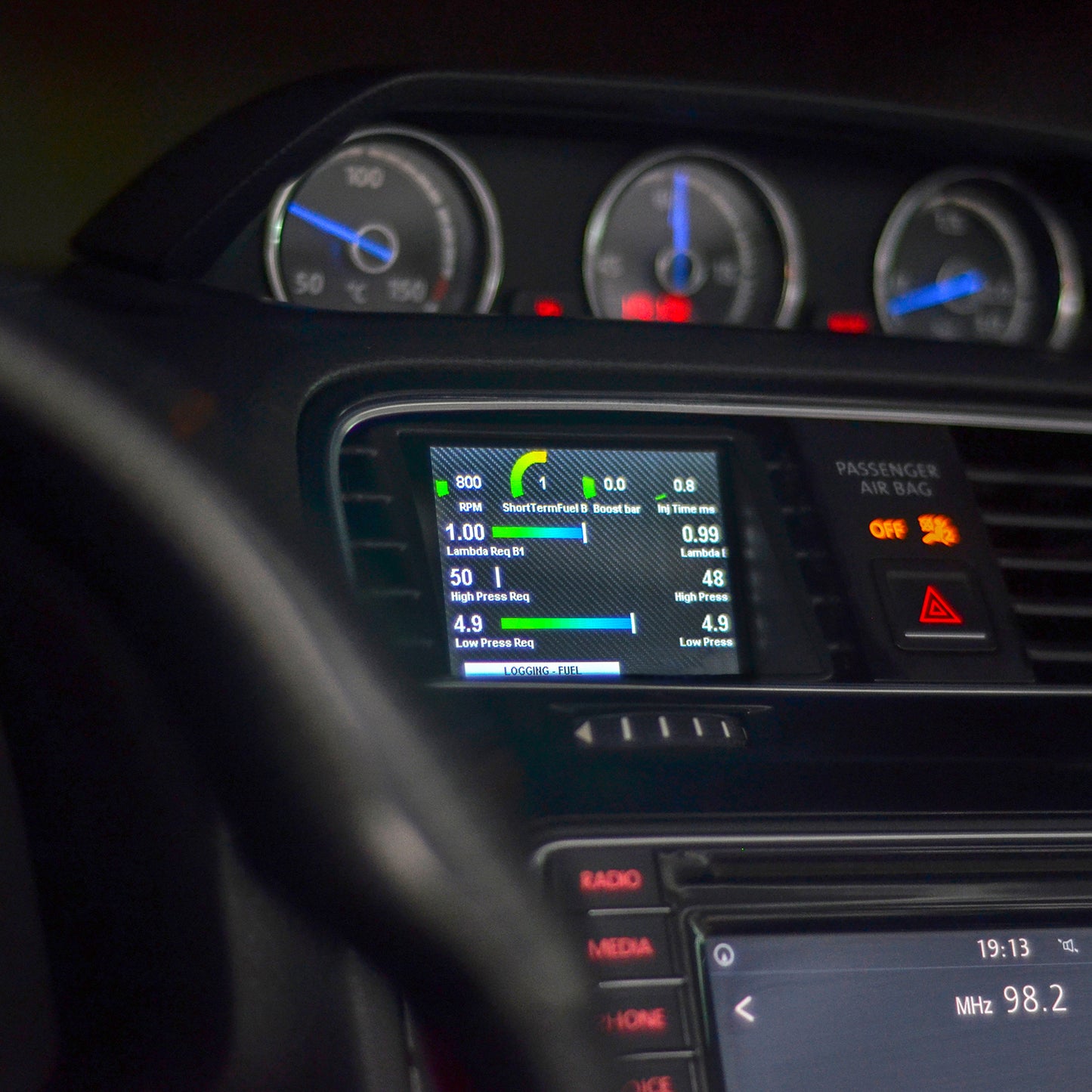 CANchecked MFD28 GEN2 para VW Scirocco MK3 LHD