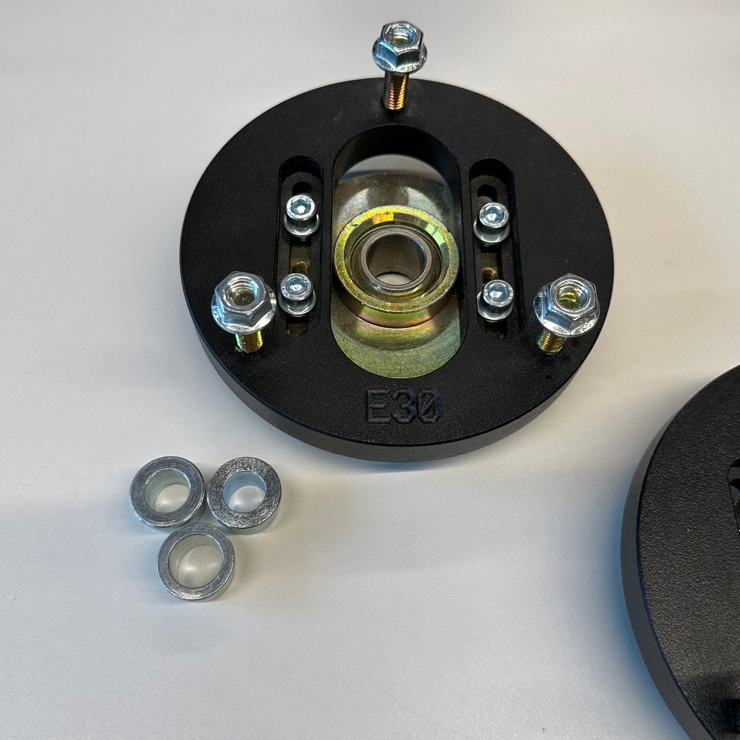 Copelas ajustables con rótula uniball y regulación de caída | Compatibles con coilovers | Bmw e30