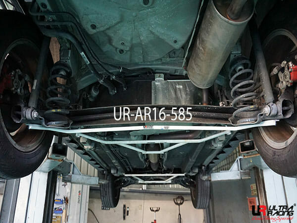 Barra Estabilizadora Trasera 16mm Ultra Racing Great Wall Haval H1/M4 1.5 2WD 12-14