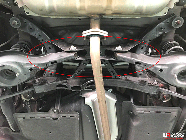 Barra Estabilizadora Trasera 21mm Ultra Racing Mazda CX-5 (KE) 12-17