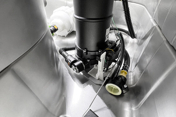 Extensión FHST Radium Engineering para Audi R8 Type-4S y Lamborghini Huracan - Imagen 3