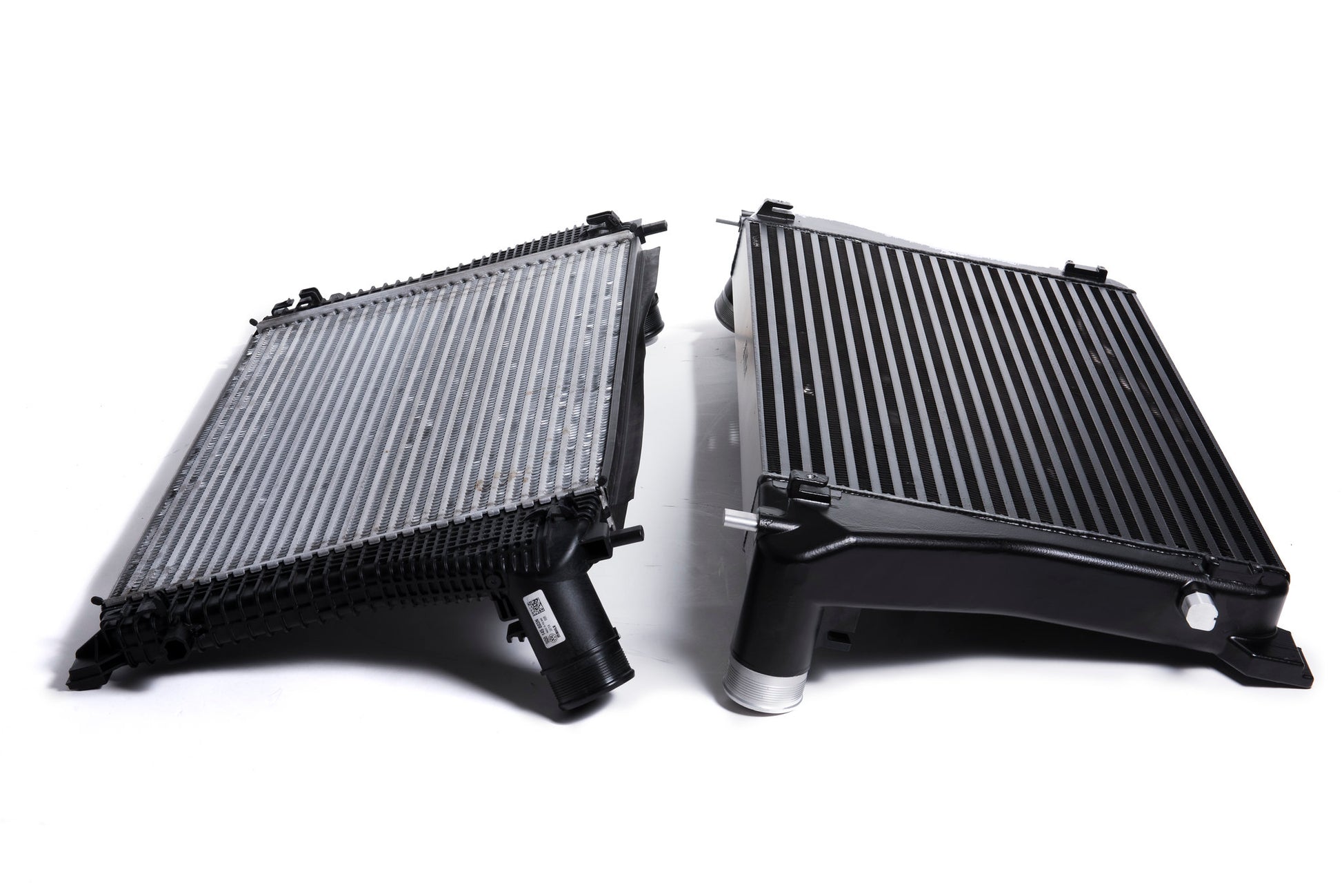 Intercooler Alto Rendimiento RacingLine VW Golf Audi A3 S3 MQB 1.8 2.0 TSI EA888.3 - Imagen 4