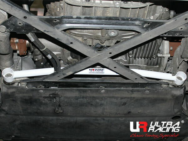 Refuerzo Delantero Ultra Racing Para Audi A5 2.0T 07+ 8T