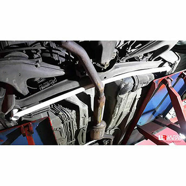 Barra Inferior Trasera Ultra Racing para BMW Z3 E37 1.9 Roadster 2WD 95