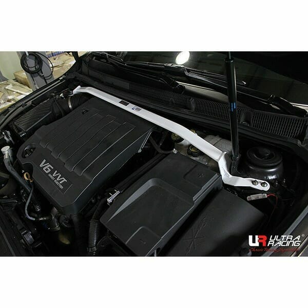 Barra de Torretas Delantera Superior (2648 Ultra Racing) Chevrolet Alpheon 3.0 2WD 10-16