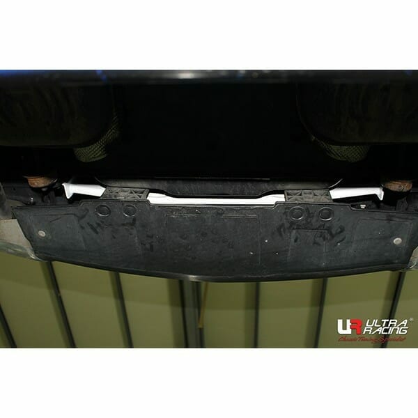 Barra de Torsión Trasera Ultra Racing (1846) Buick Lacrosse/Regal 08-17/Chevrolet Alpheon/Impala 14-20 2WD