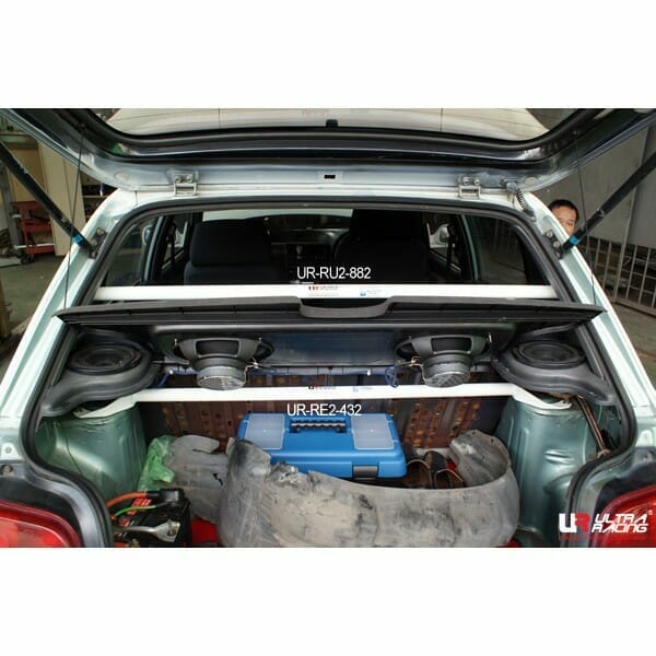 Barra de Refuerzo Trasera Ultra Racing (882) Daihatsu G200 93-00