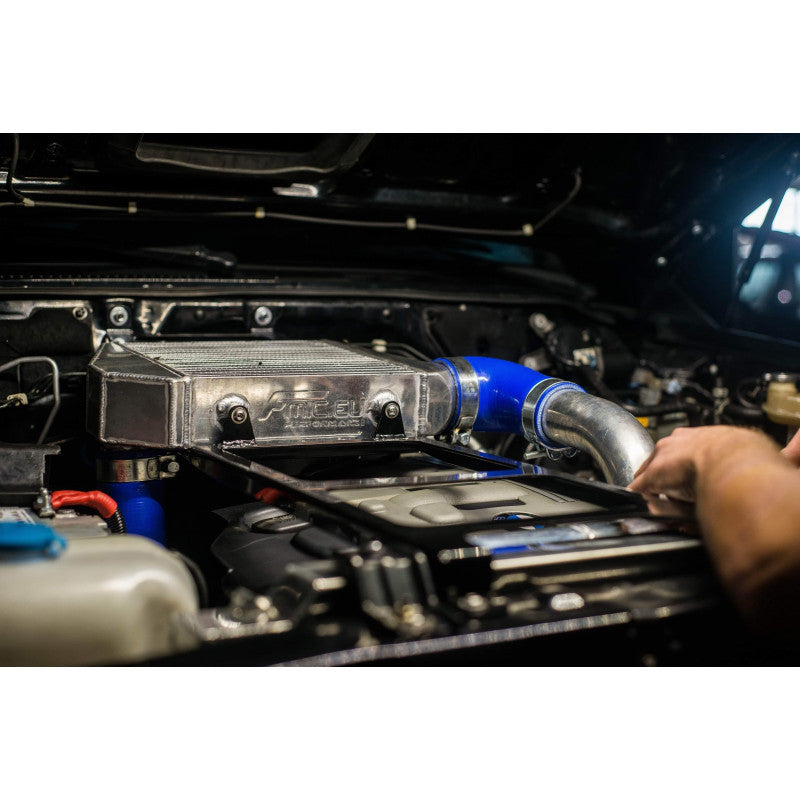 Charge Pipes Intercooler Nissan Patrol con Motor BMW 3.0 D M57 Rojo - Imagen 7