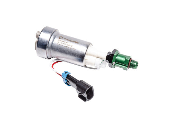 Adaptador de Salida de Bomba de Combustible con Válvula Antirretorno Radium Engineering - Imagen 3