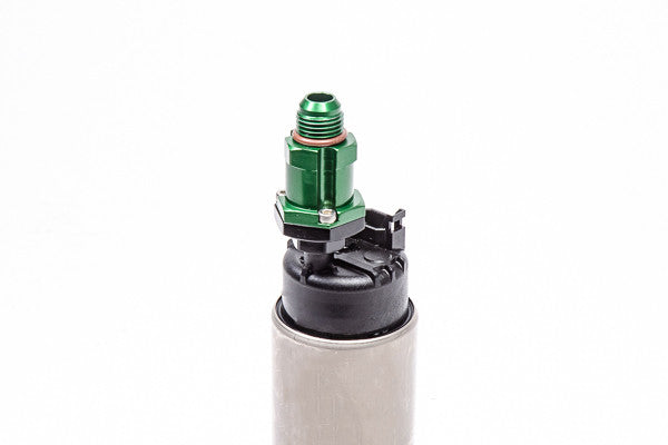 Adaptador de Salida de Bomba de Combustible con Válvula Antirretorno Radium Engineering - Imagen 2