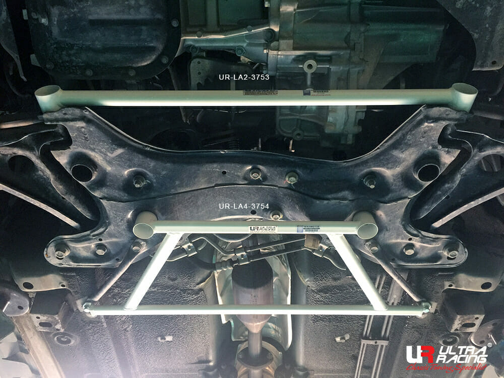 Barra Estabilizadora Inferior Delantera Ultra Racing (3753) para Great Wall Haval M4 1.5 2WD MT 12-14