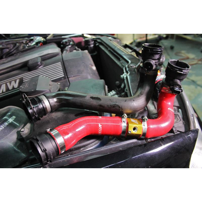 Radiador de Competición Mishimoto MMRAD-E46-323 para BMW E46 Serie 3 99-06 - Imagen 5