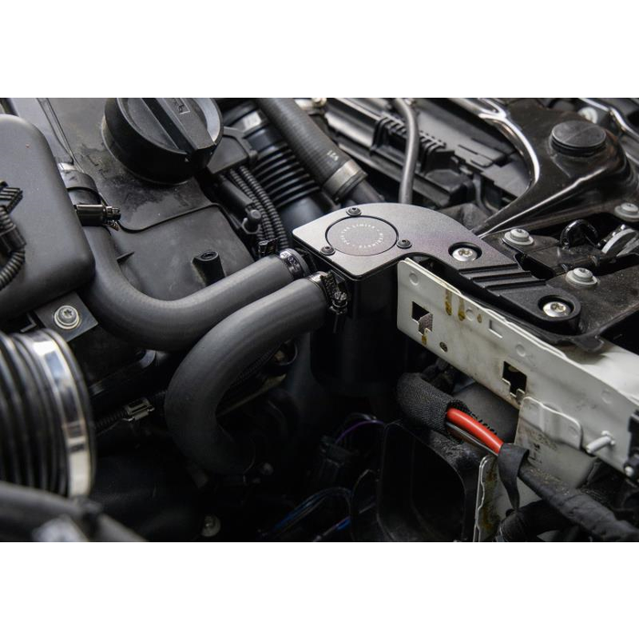 Mishimoto MMBCC-F80-15CBE Catch Can para BMW F80 M3/M4 15-20 - Imagen 7