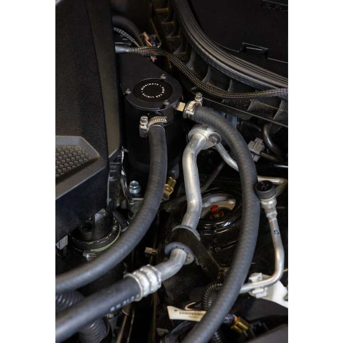 Mishimoto MMBCC-Q50-16PBE Catch Can Baffled Infiniti Q50/Q60 3.0T 16+ - Imagen 2