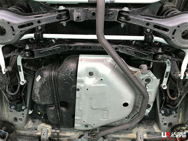 Barra Inferior Trasera Ultra Racing (3842P) para Toyota Auris (E210) 19+/C-HR 18+ 2WD