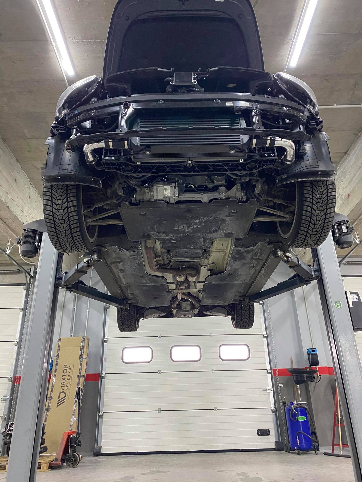 Intercooler Kia Stinger 2.0T Azul Fmic.eu - Imagen 3