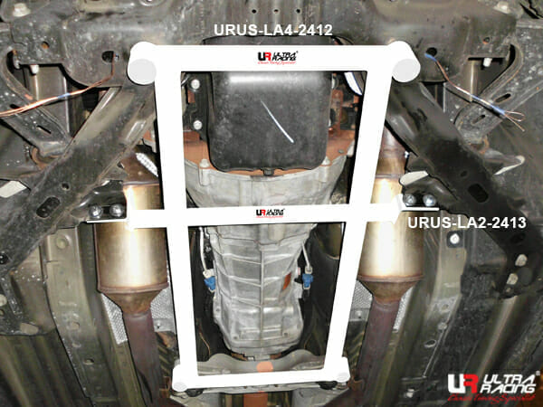 Barra Estabilizadora Inferior Delantera Ultra Racing (2413) Ford Mustang S-197/S-197II