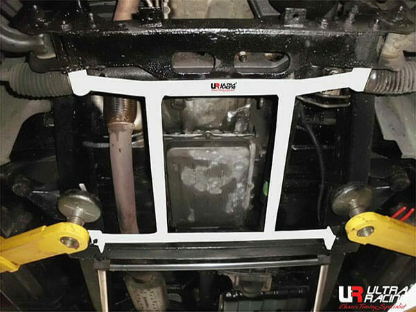 Barra Refuerzo Inferior Delantera Ultra Racing (2306) Ssangyong Rexton I (Y200) 2.9D 4WD 01-06