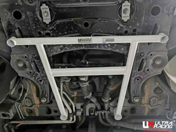 Barra Refuerzo Inferior Delantera Ultra Racing Smart Fortwo (W453) 2WD 14+