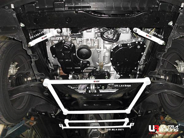 Barra de Torretas Superior Delantera Ultra Racing (3670P) para Nissan Qashqai (J11) 1.6 13+/Renault Kadjar 1.3 15+ 2WD