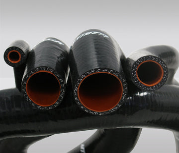 Manguitos de Radiador de Silicona Mishimoto MMHOSE-MUS-05BK Ford Mustang GT 05-06 Negro - Imagen 2
