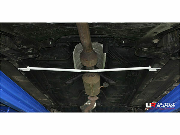 Barra Refuerzo Inferior Central Ultra Racing Toyota Camry XV40/XV50