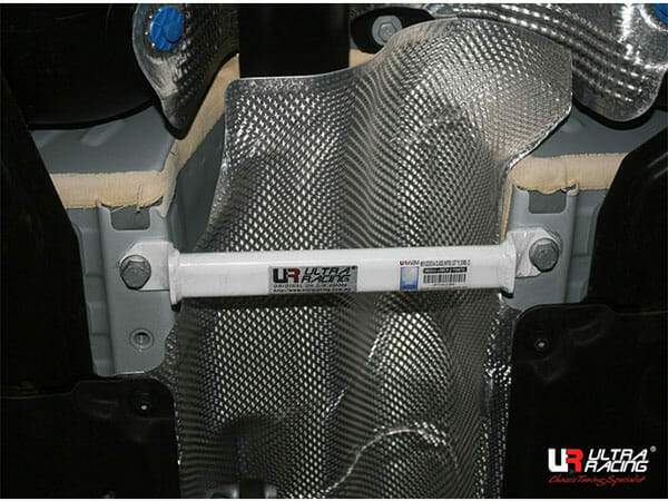 Barra Refuerzo Inferior Central Ultra Racing Mercedes A250 AMG W176
