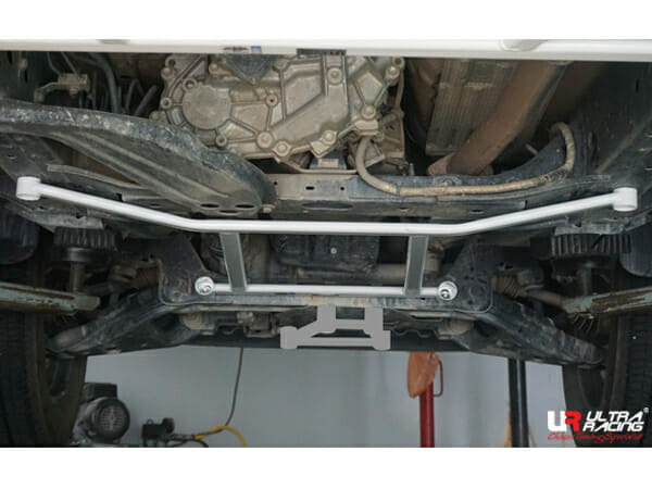 Barra Refuerzo Inferior Central Ultra Racing (3406) Ford Everest/Ranger