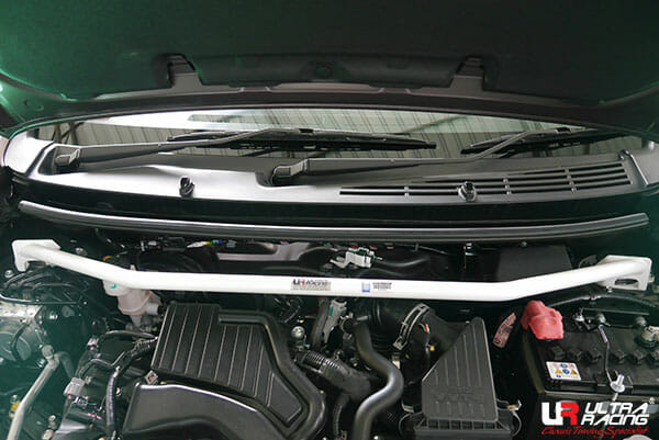 Barra de Torretas Superior Delantera Ultra Racing Perodua Bezza (B300) 1.0/1.3 2WD 17+